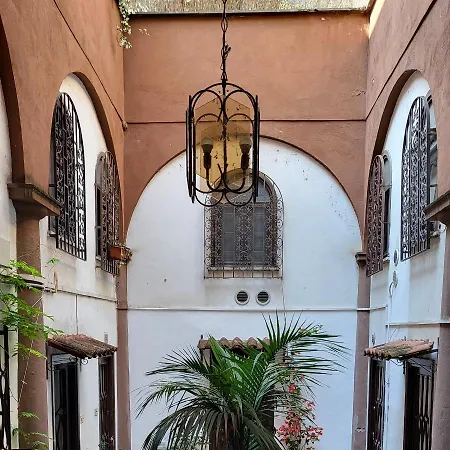 Giulia's Coliseum Apartmán