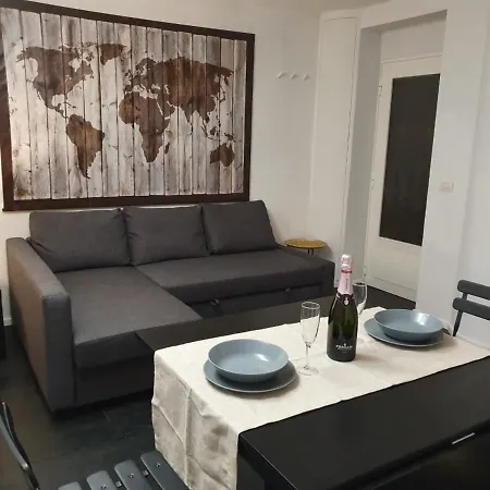 Giulia's Coliseum Ρώμη